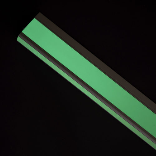 Luminous stair profile / Photoluminescent stair profile